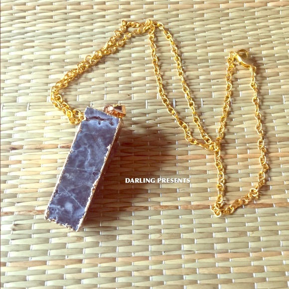 ⬇️ $24 24K GOLD DIPPED QUARTZ DRUZY NECKLACE - Picture 5 of 7